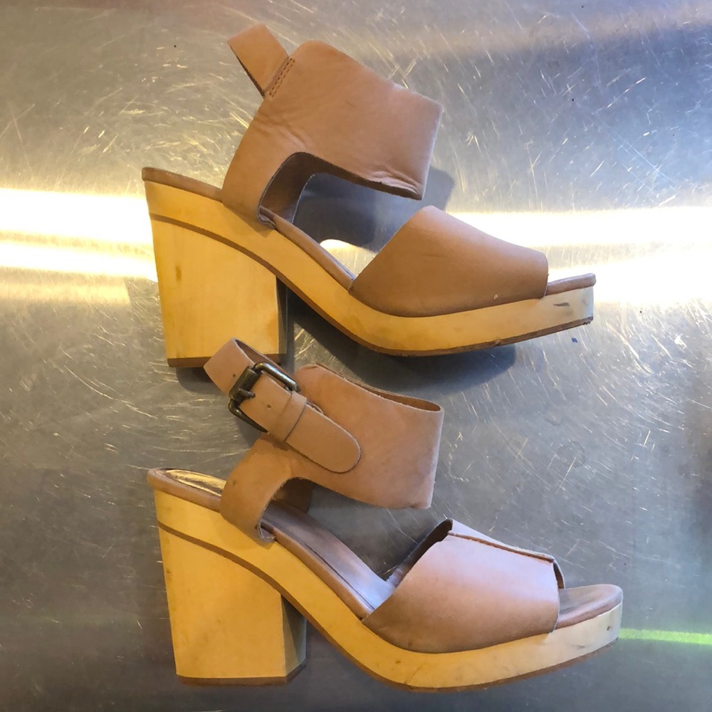 Tan wooden wedges